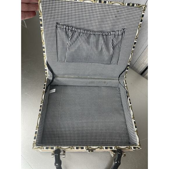 Vintage Black Cigar Box Purse Ladies NIGHT OUT Bamboo Handle Hand Bag Red Hat - Picture 5 of 7